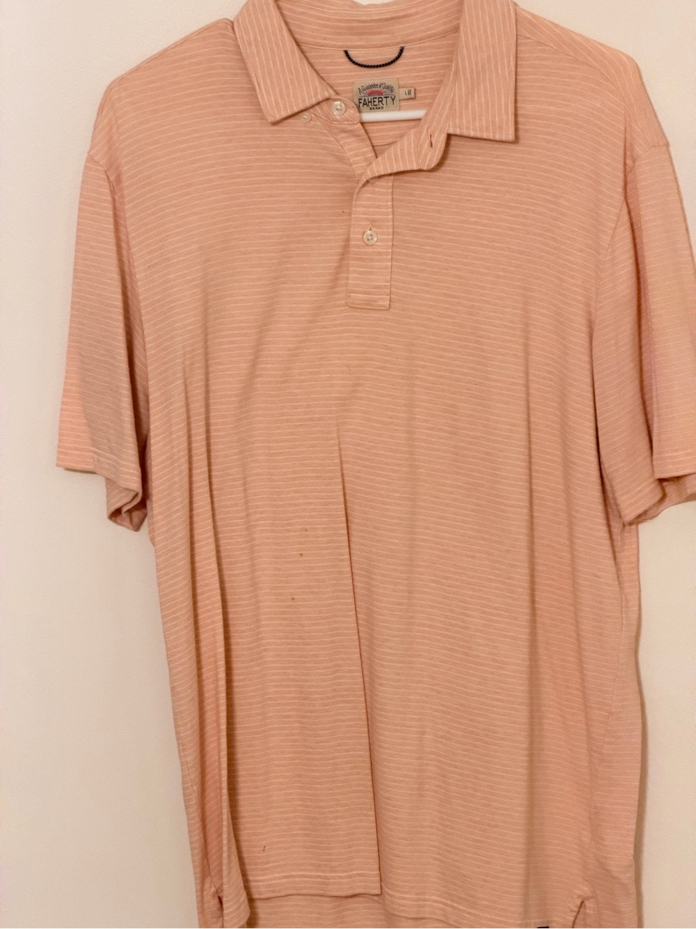 Faherty Short-Sleeve Movement™ Polo in Melon Shell Stripe, Men’s Size Large.